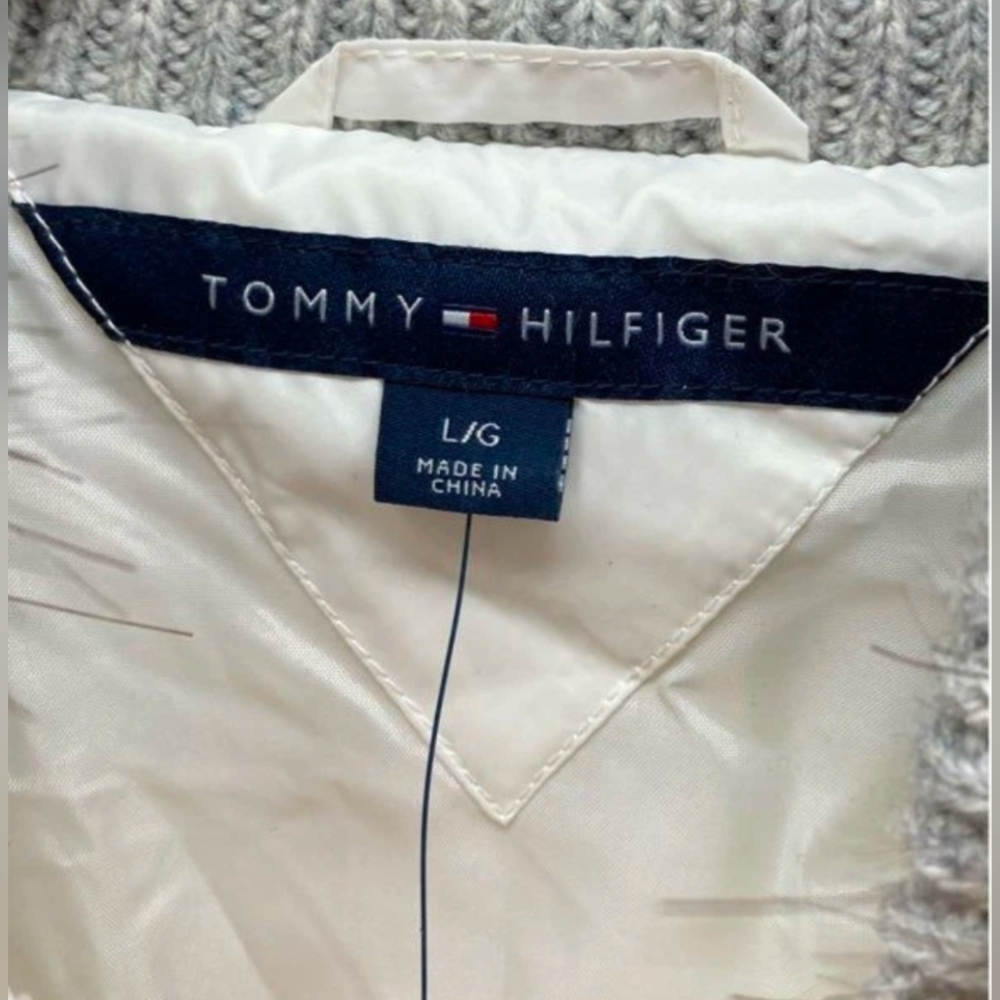 Tommy Hilfiger Women's Hooded Long Sleeve Puffer Jacket Size L NWT MSRP $139.99 - Picture 4 of 7